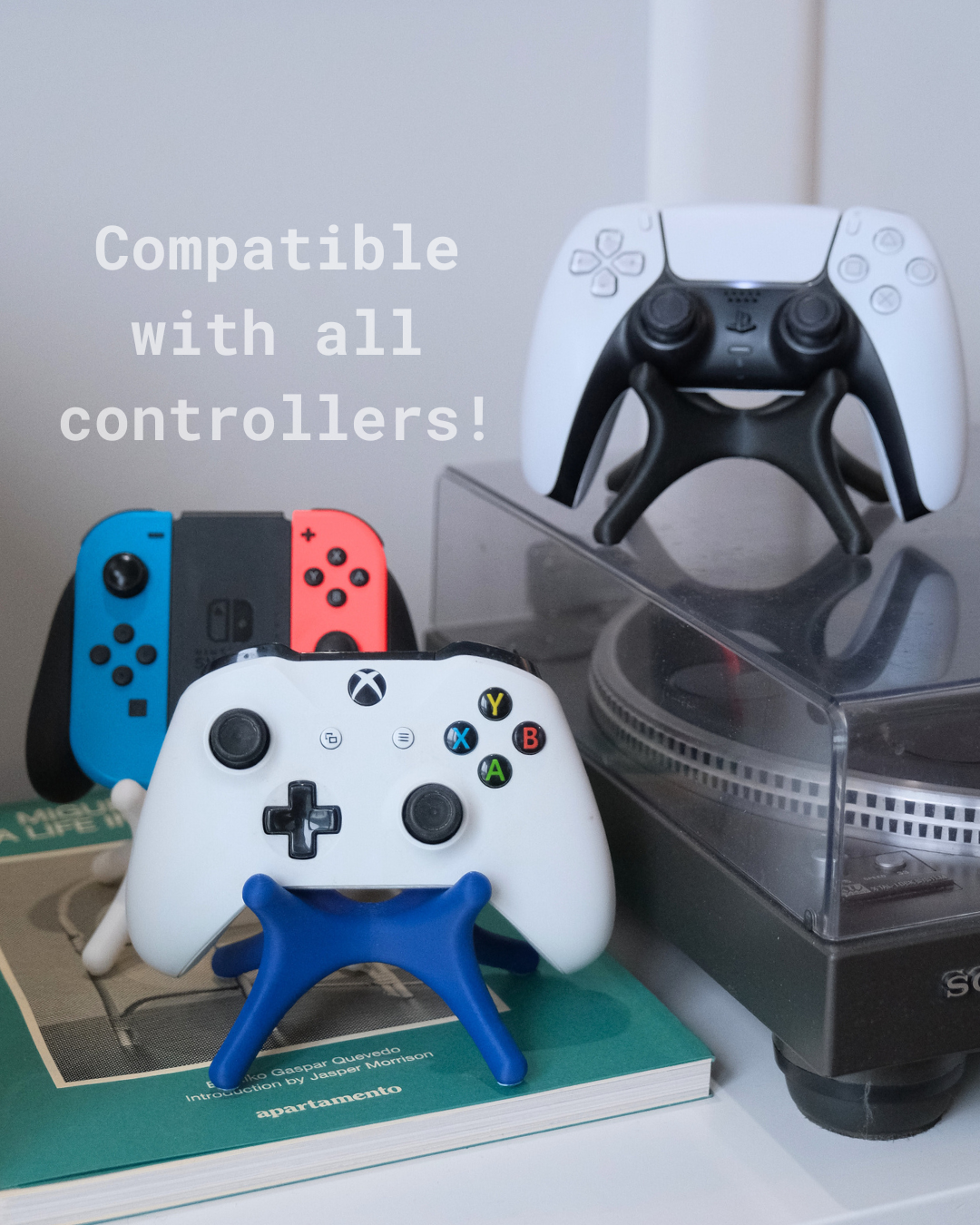 Atlas Controller Stand
